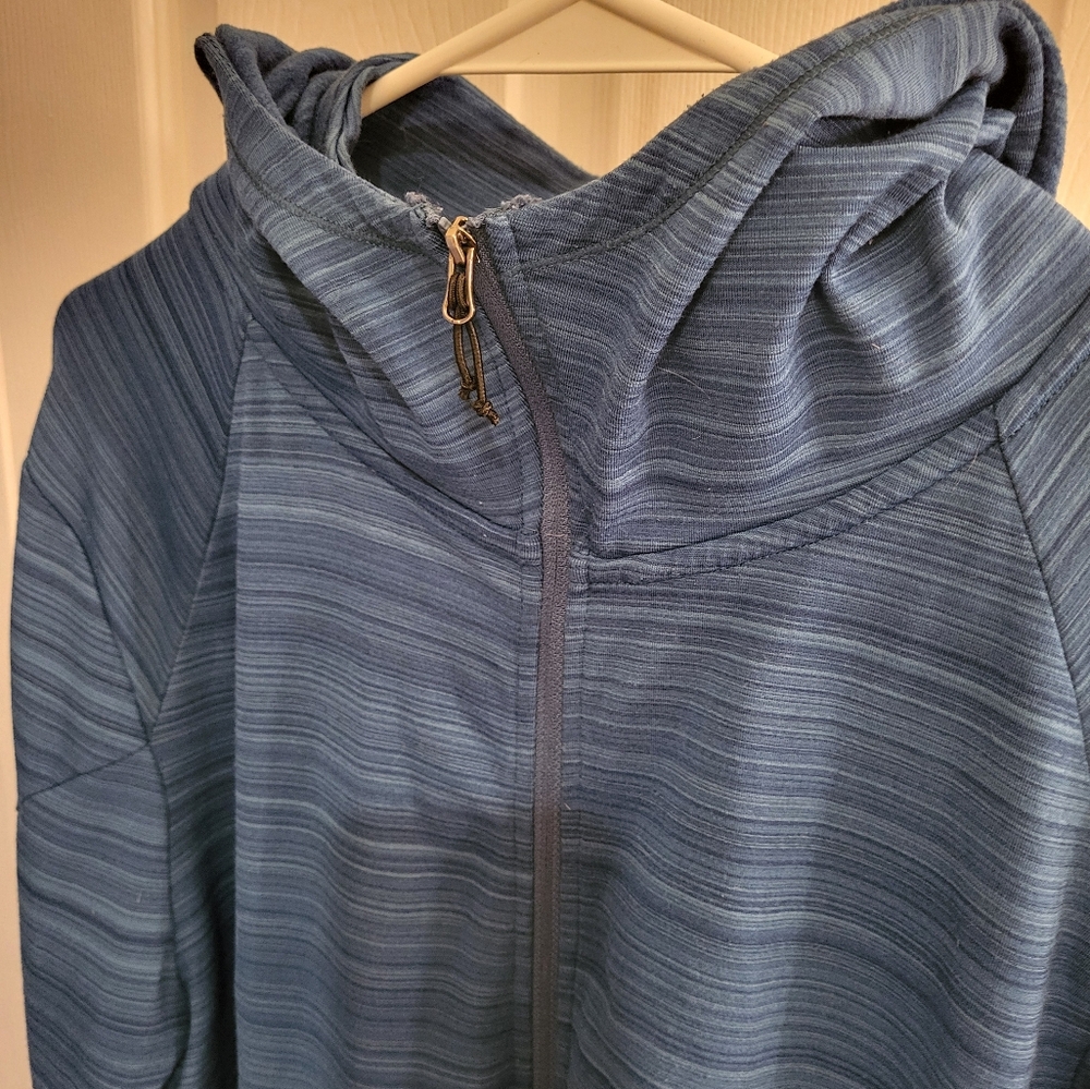 Plus Size Shape Jacket - Picture 2 of 6